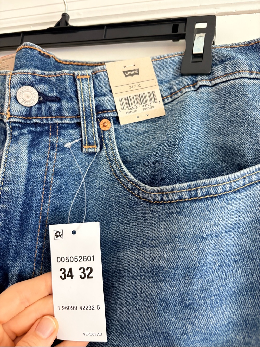 Levi 505 Regular Stretch Straight Jeans - Picture 2 of 3